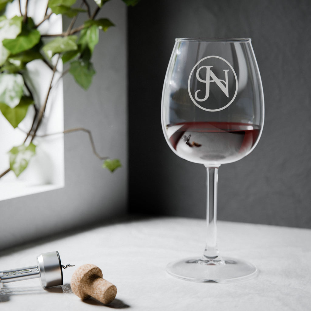 Nigel & Jalen Monogrammed 12oz Wine Glass – Elegant Engraved 'N' Stemware